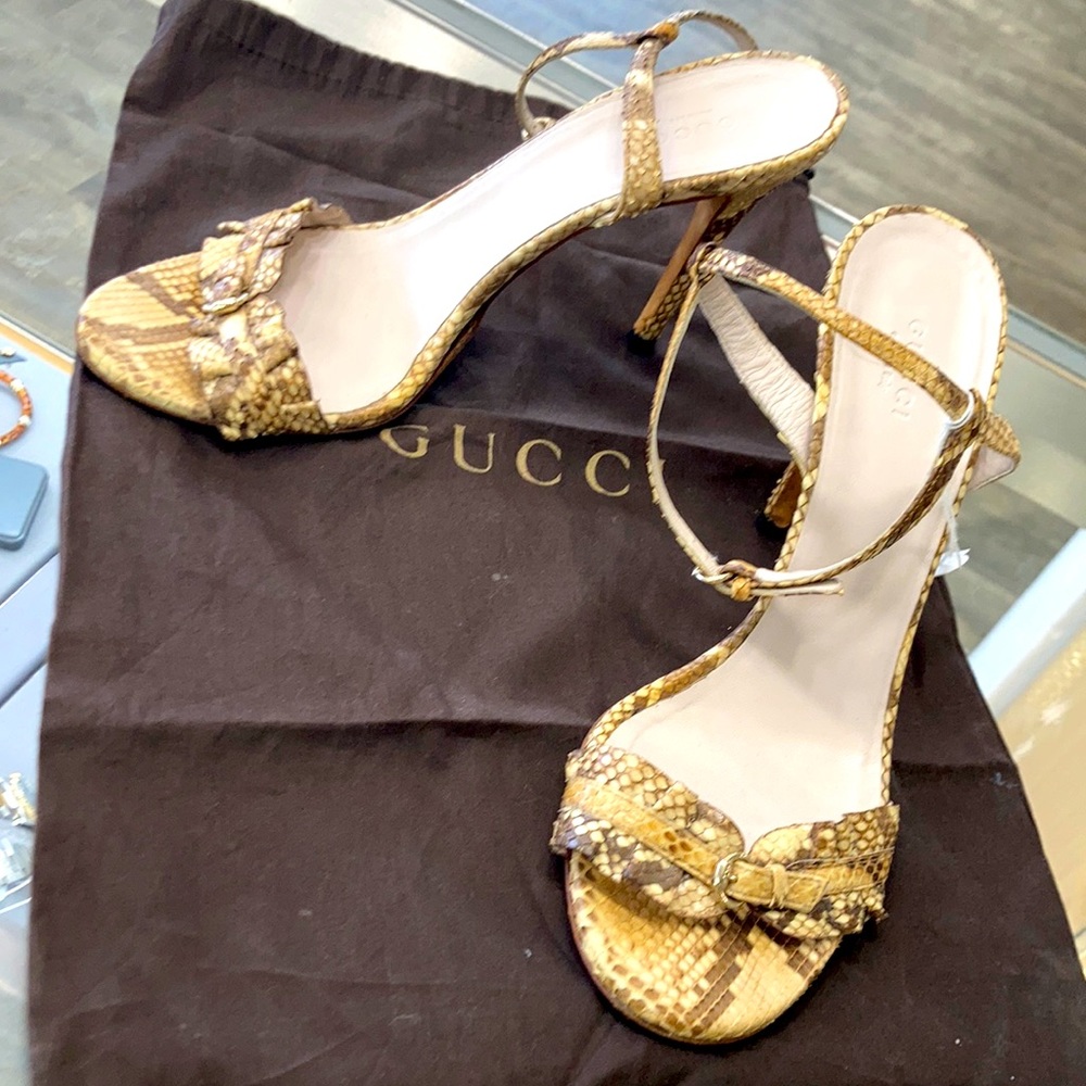 Gucci LE queen python sandal heels